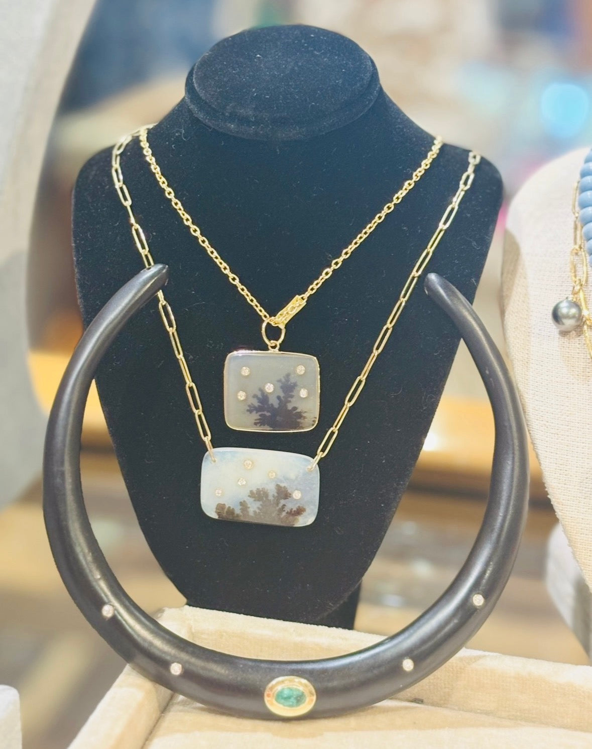 Dendritic Agate Pendant, with Five Diamonds