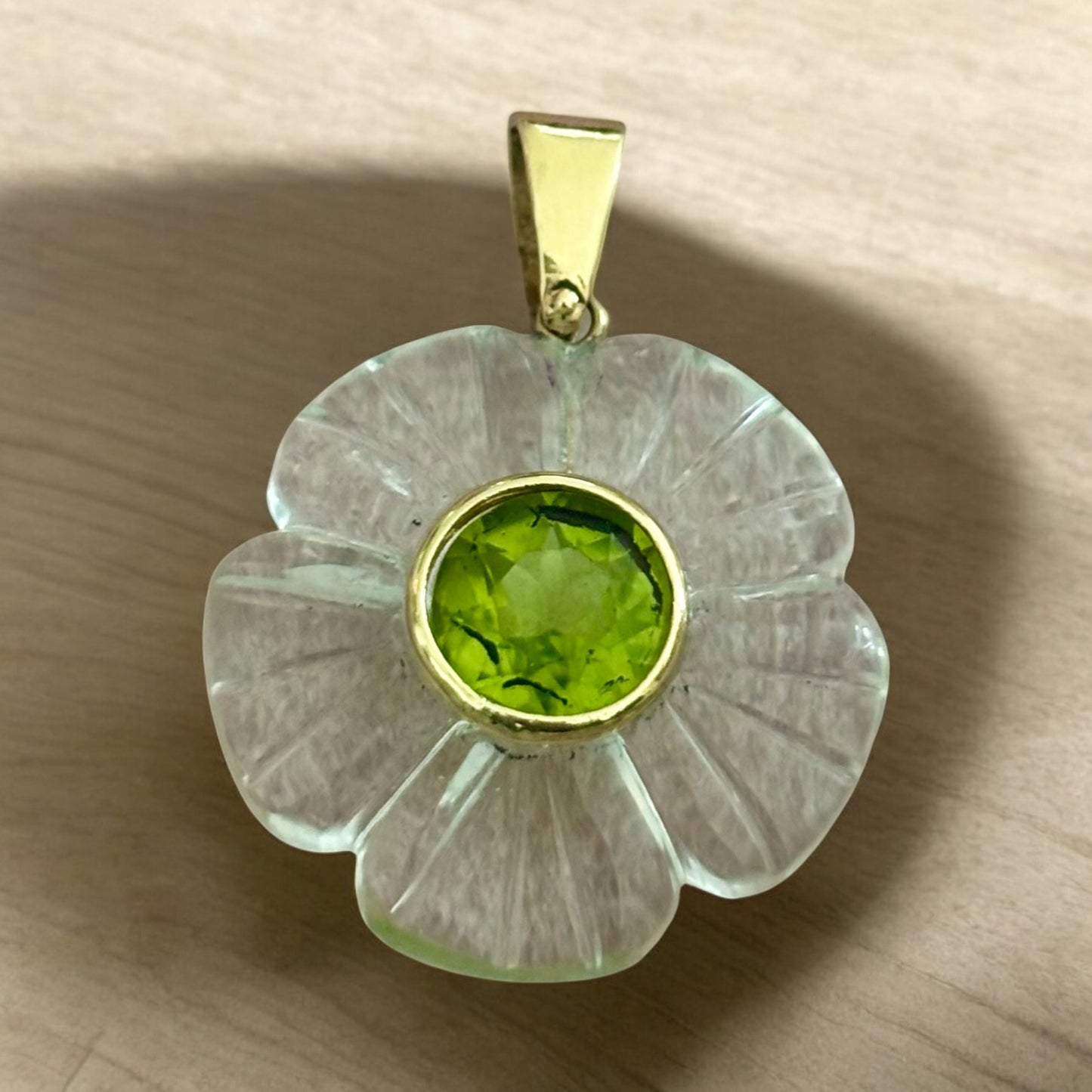 FLORA Pendant, Rock Crystal & Peridot