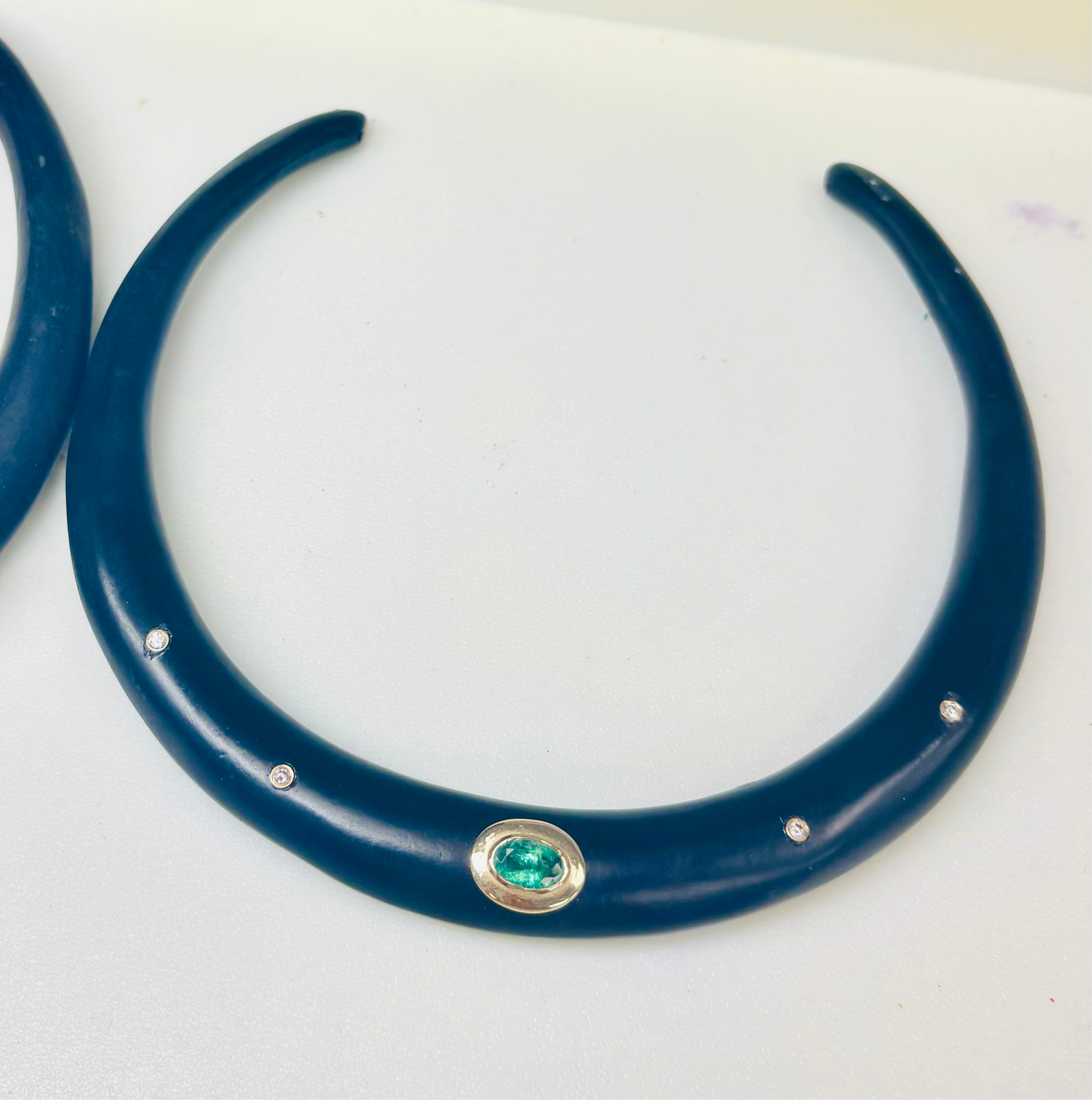 Wood Collar with Emerald & Diamonds