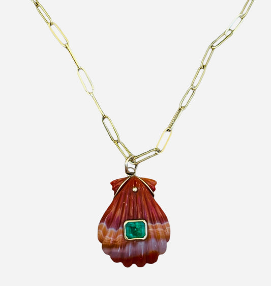 Laguna Agate carved shell with Emerald