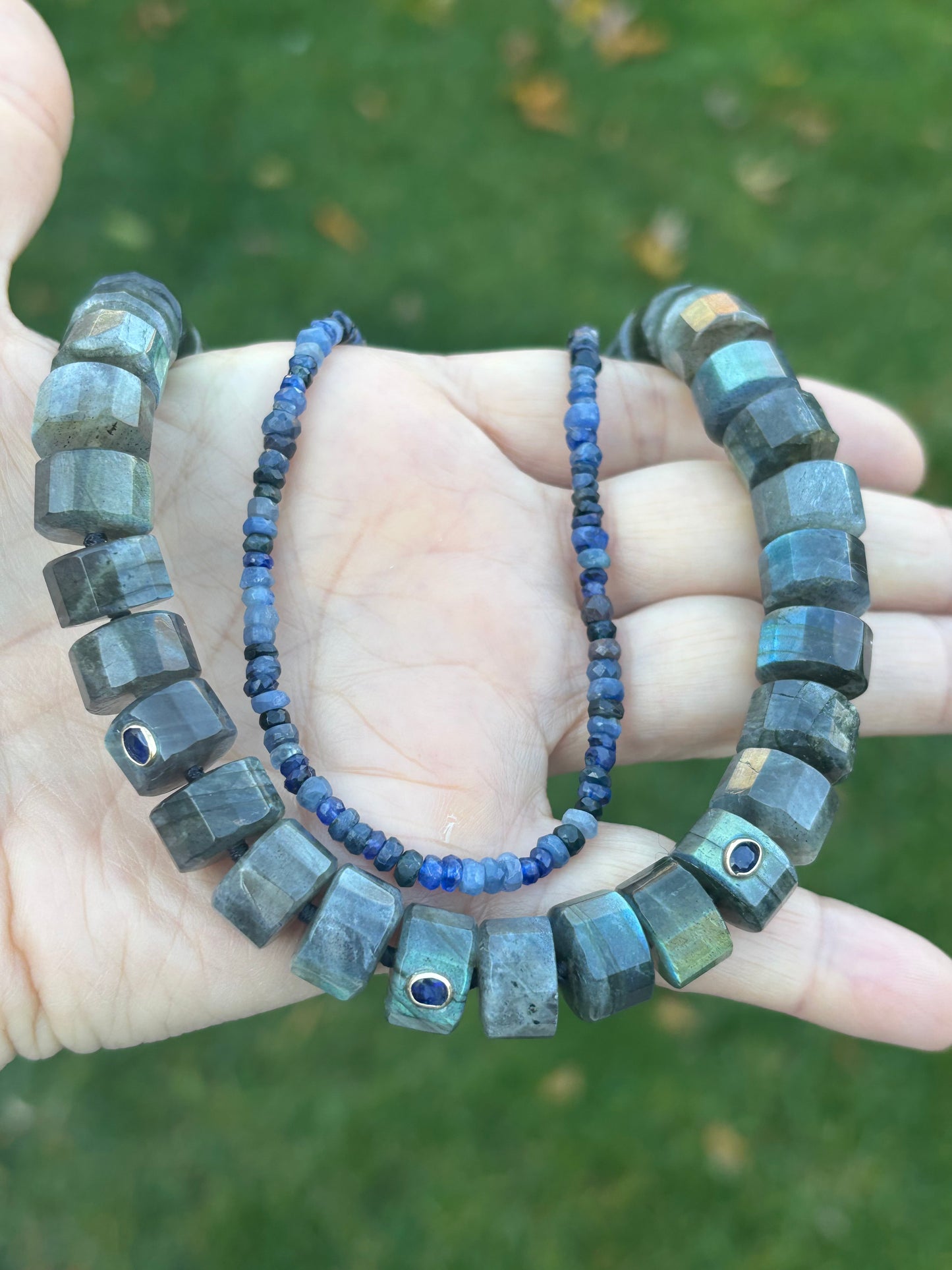 GRAND LABRADORITE NECKLACE with Blue Sapphires