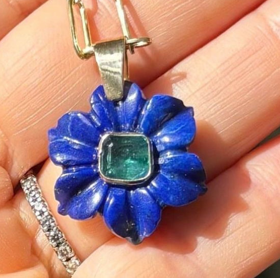 FLORA pendant, lapis & emerald