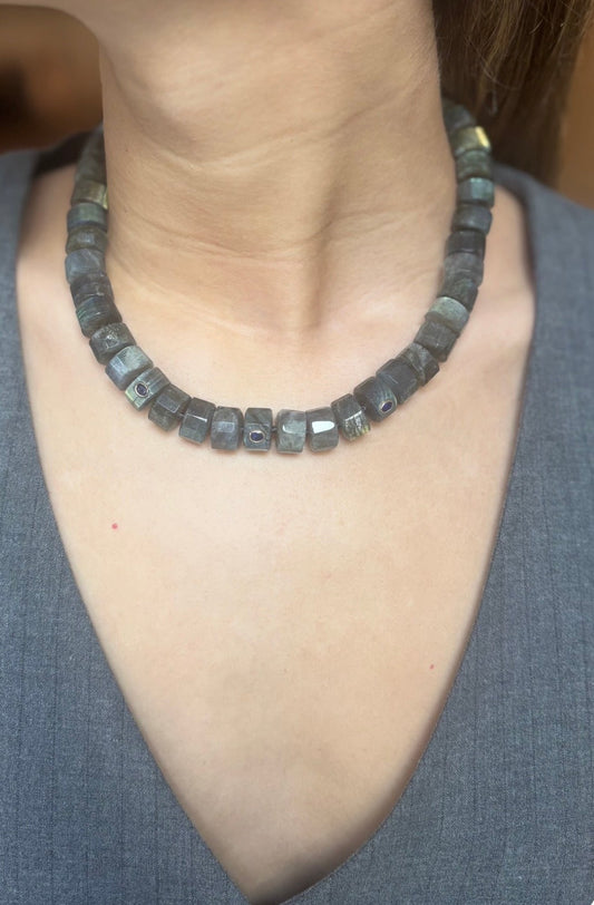 GRAND LABRADORITE NECKLACE with Blue Sapphires