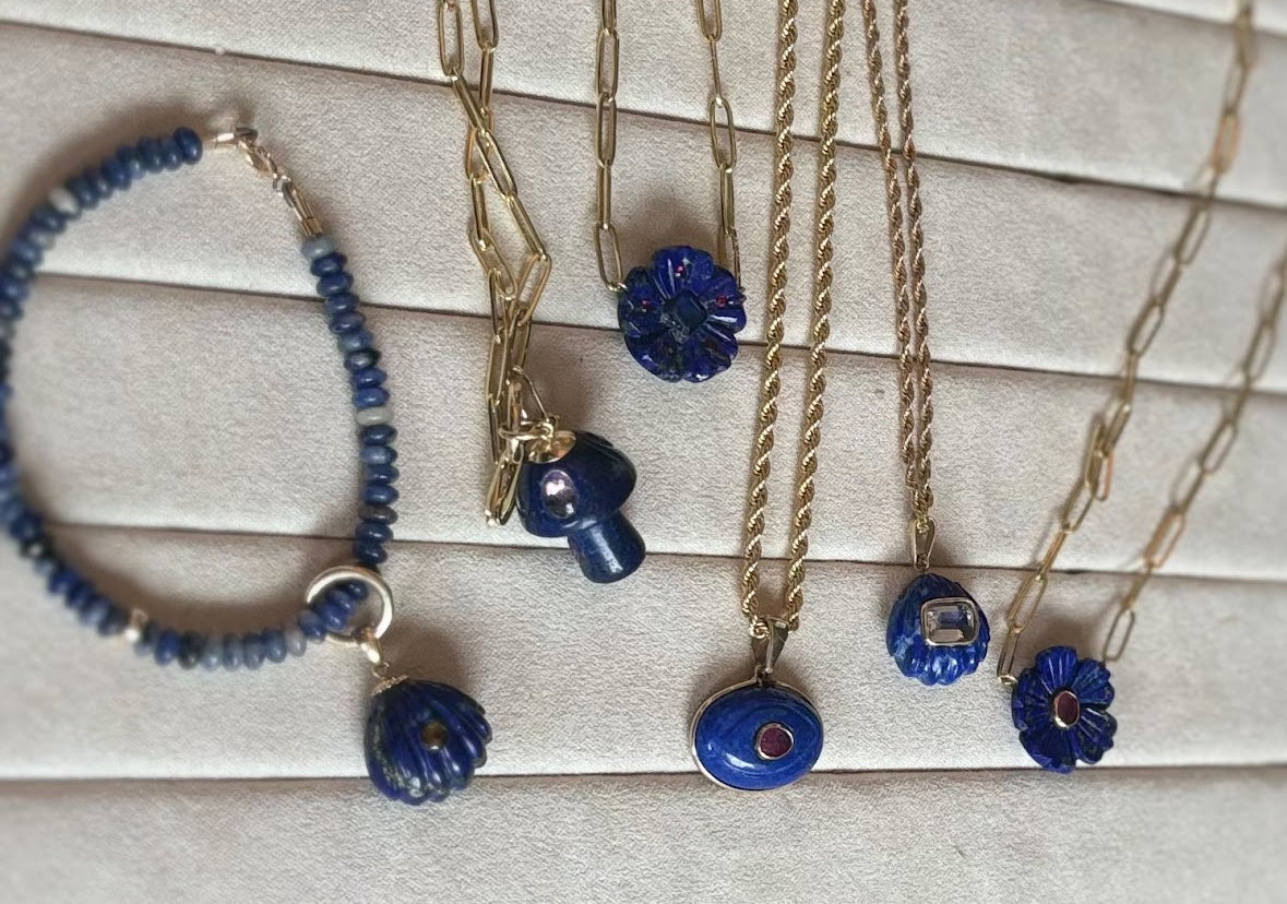 FLORA pendant, lapis & emerald