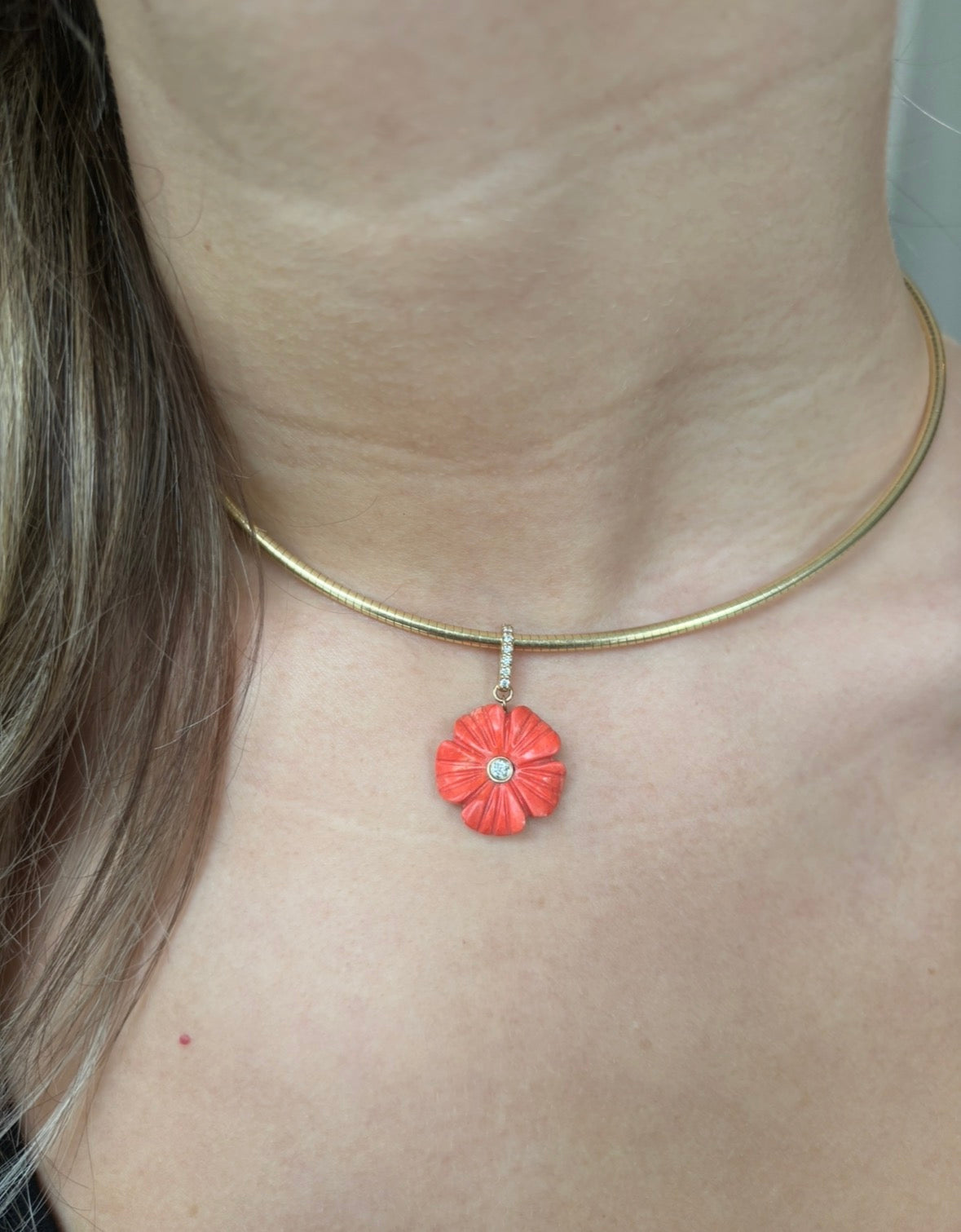 FLORA Pendant, Coral & Diamonds
