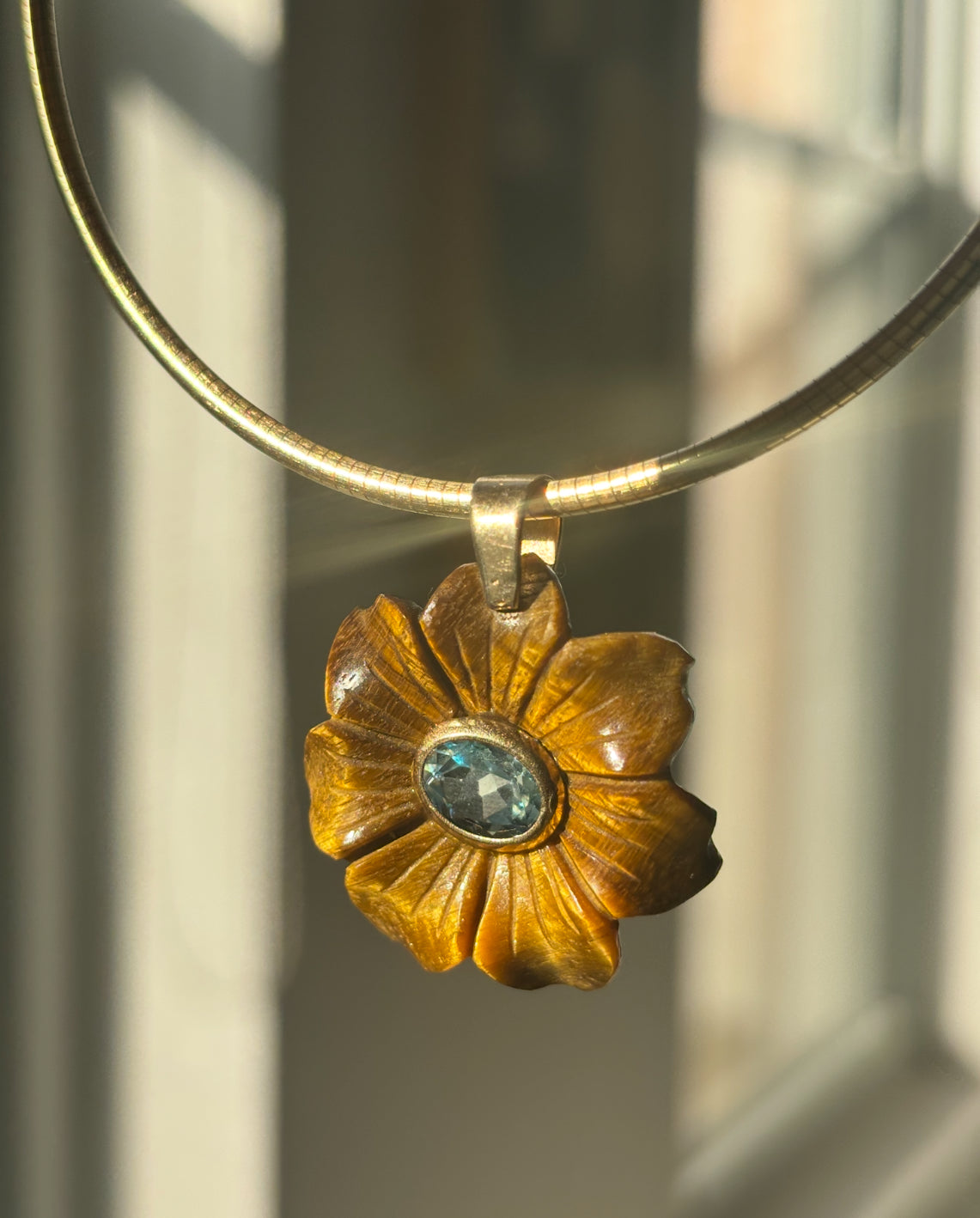 FLORA Pendant : Tiger’s Eye with Sky Blue Topaz