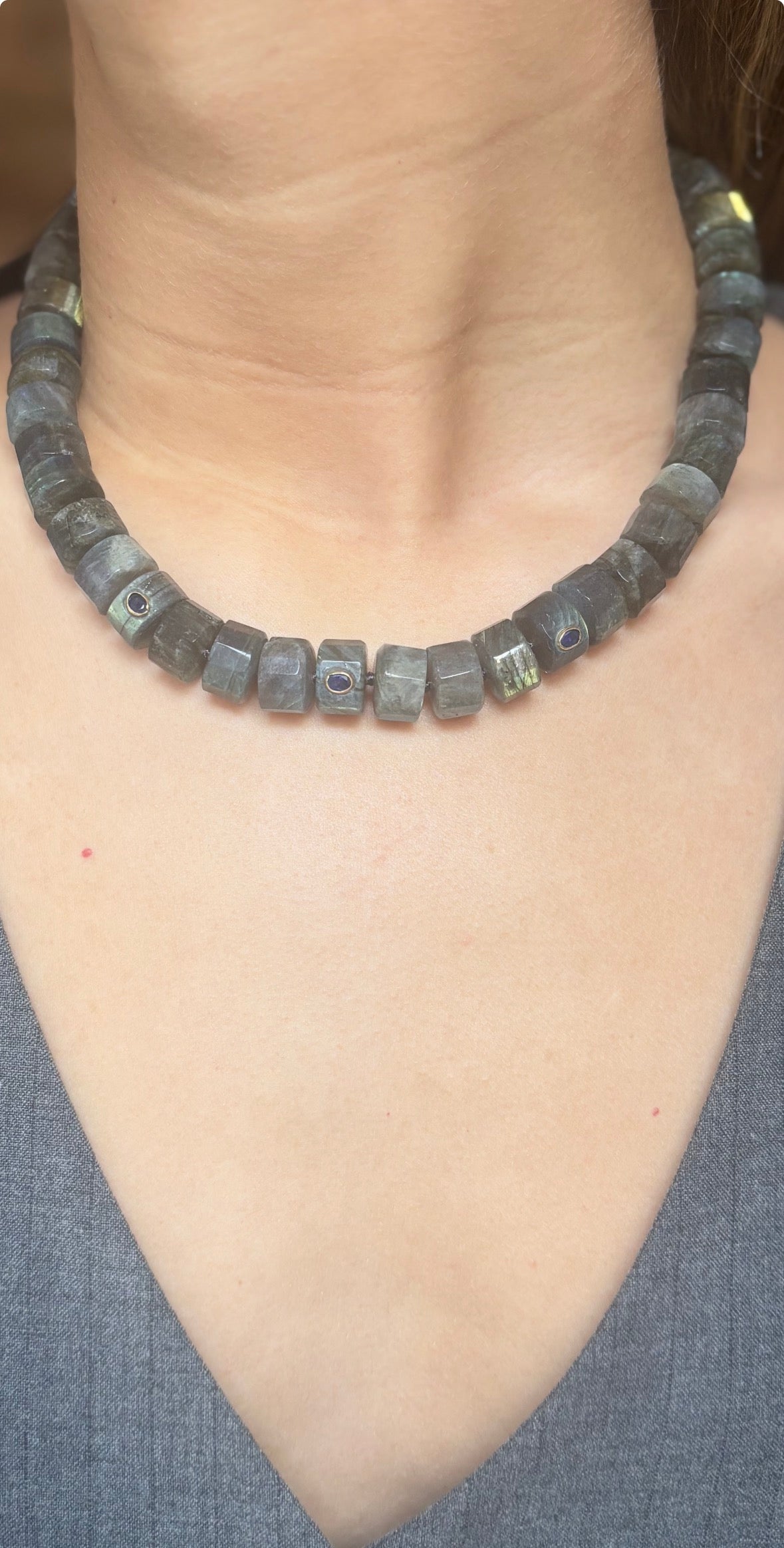 GRAND LABRADORITE NECKLACE with Blue Sapphires