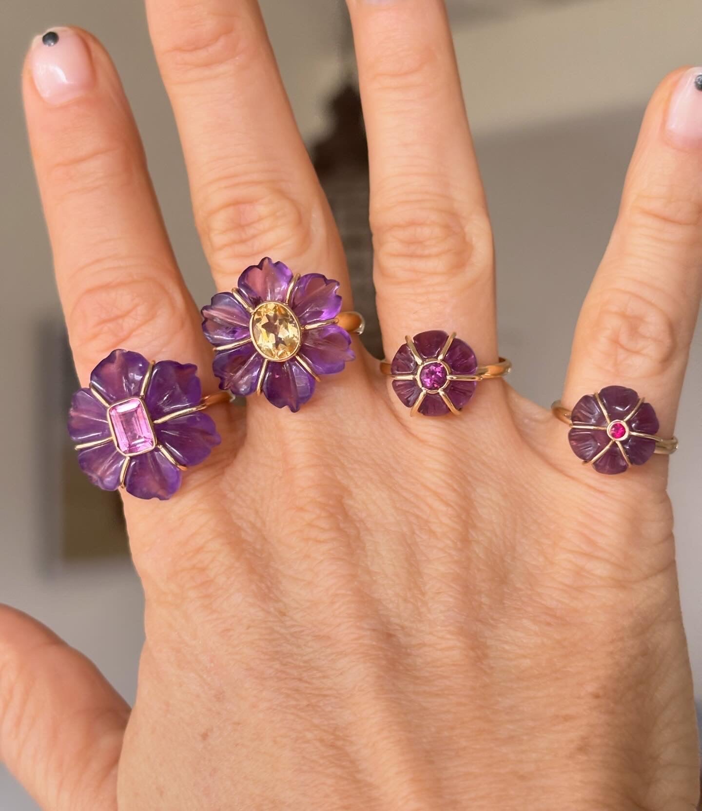 FLORA ring, amethyst and rhodolite garnets