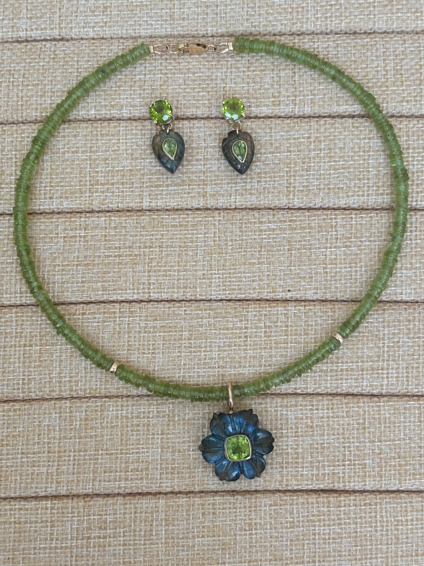 FLORA earrings / / peridot & labradorite