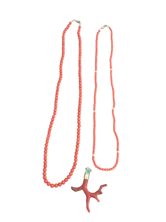 18” Coral and Gold Beaded Necklace