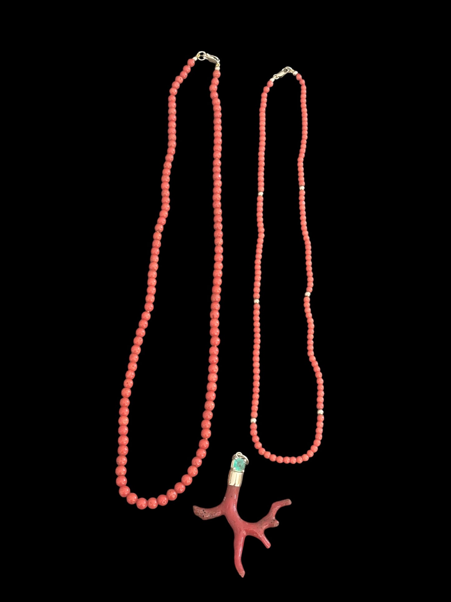 18” Coral and Gold Beaded Necklace