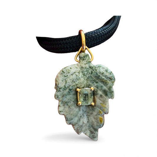 Indian Agate & Spinel Paracord Necklace