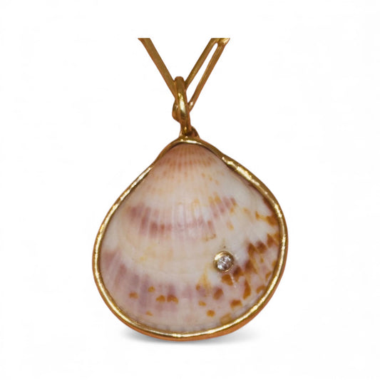 Natural Shell Pendant with Diamond