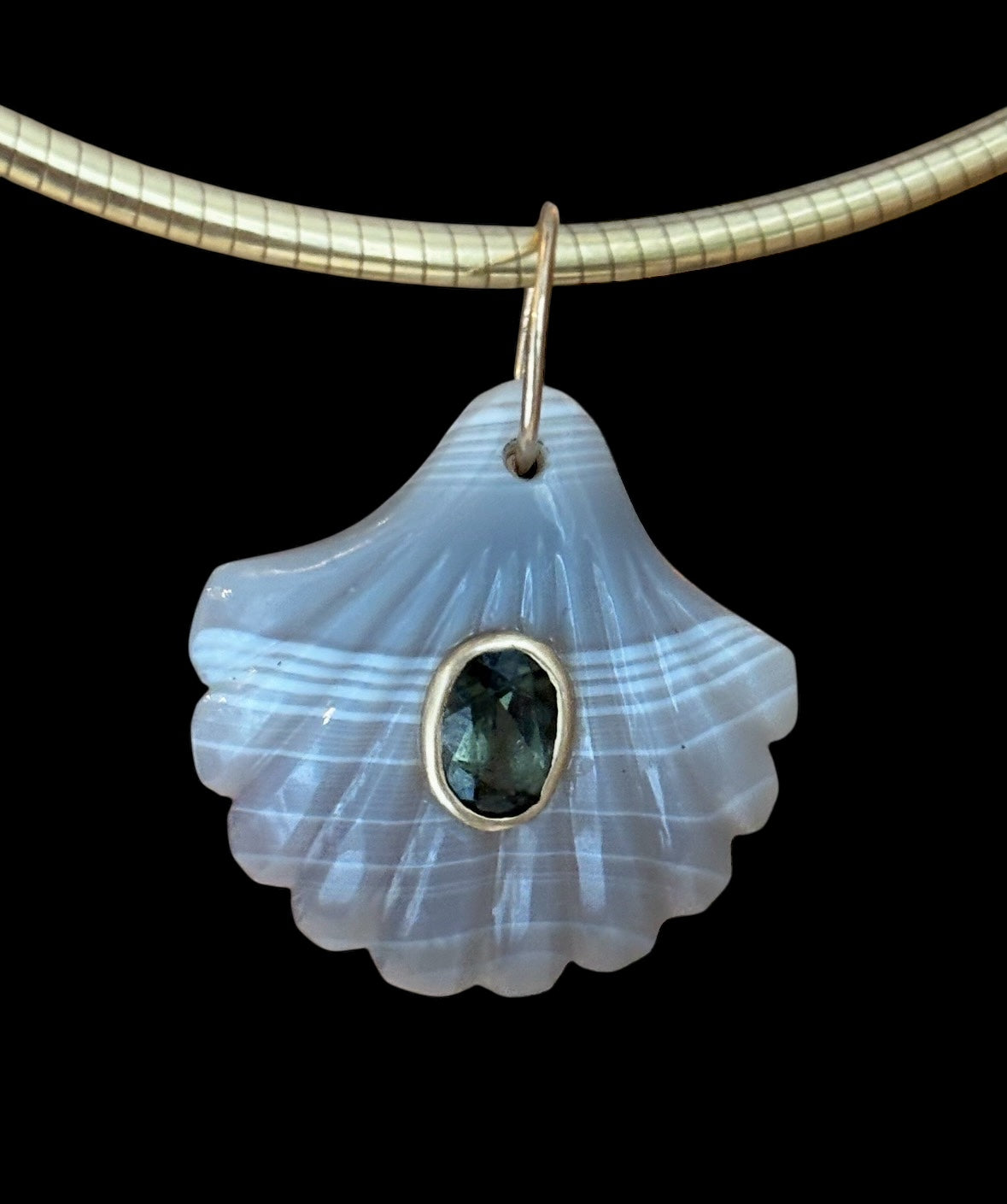 Laguna Agate Scallop Shell Pendant with Spinel