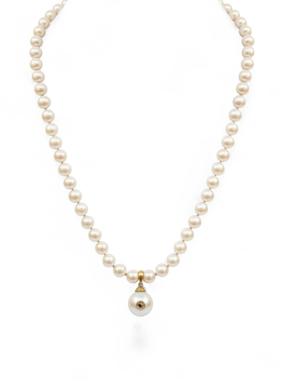 Pearl Necklace with Champagne Diamond