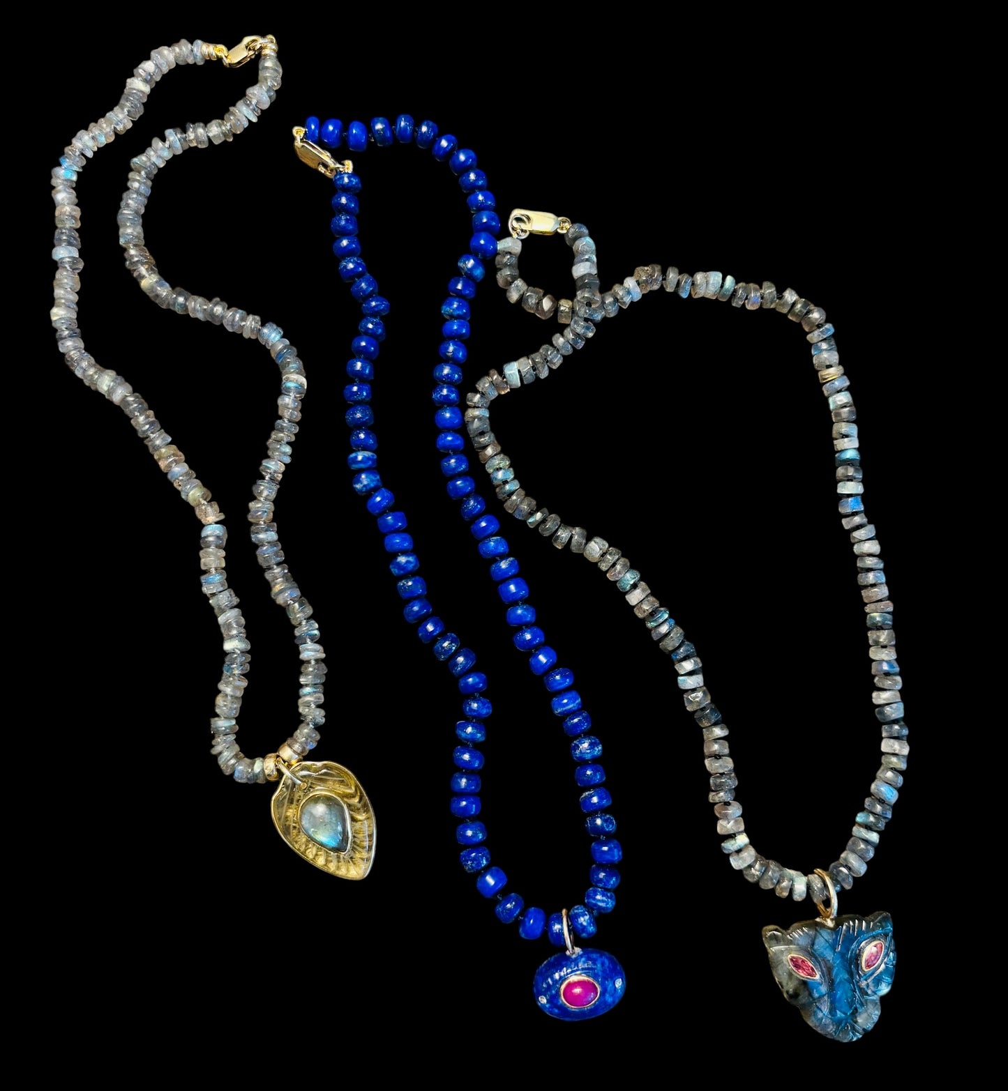 Labradorite Necklace with Lioness Pendant