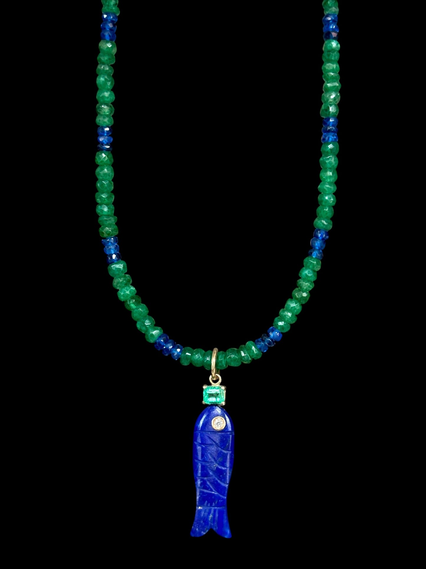 Perfect Poisson Lapis Fish Pendant with Diamond & Emerald