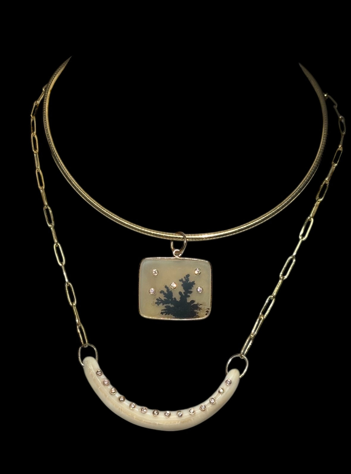 Dendritic Agate Pendant, with Five Diamonds